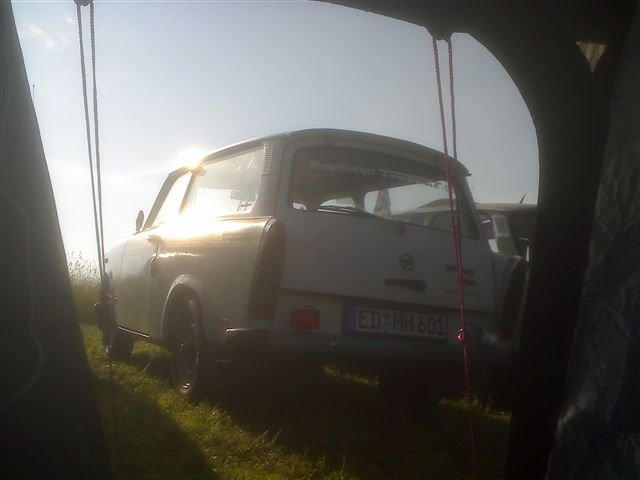 15-06-08_0745.jpg - Blickwinkel geändert - aus Hossis Zelt - sein schicker Universal.