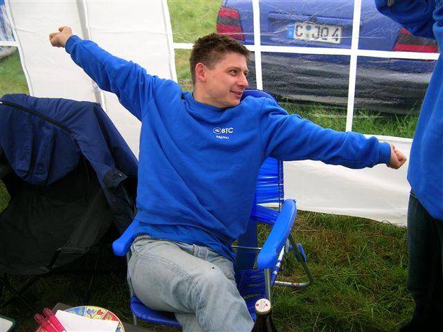 DSCN1778.JPG - Mirko - gleich springt er auf.