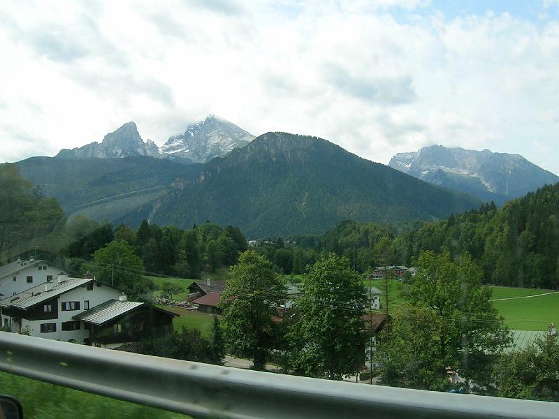 DSCN2111.JPG - Wunderschöne Berglandschaft im Vorbeifahren