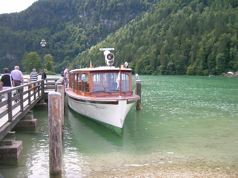 DSCN2131.JPG - Passagierschiff mit Elektromotor