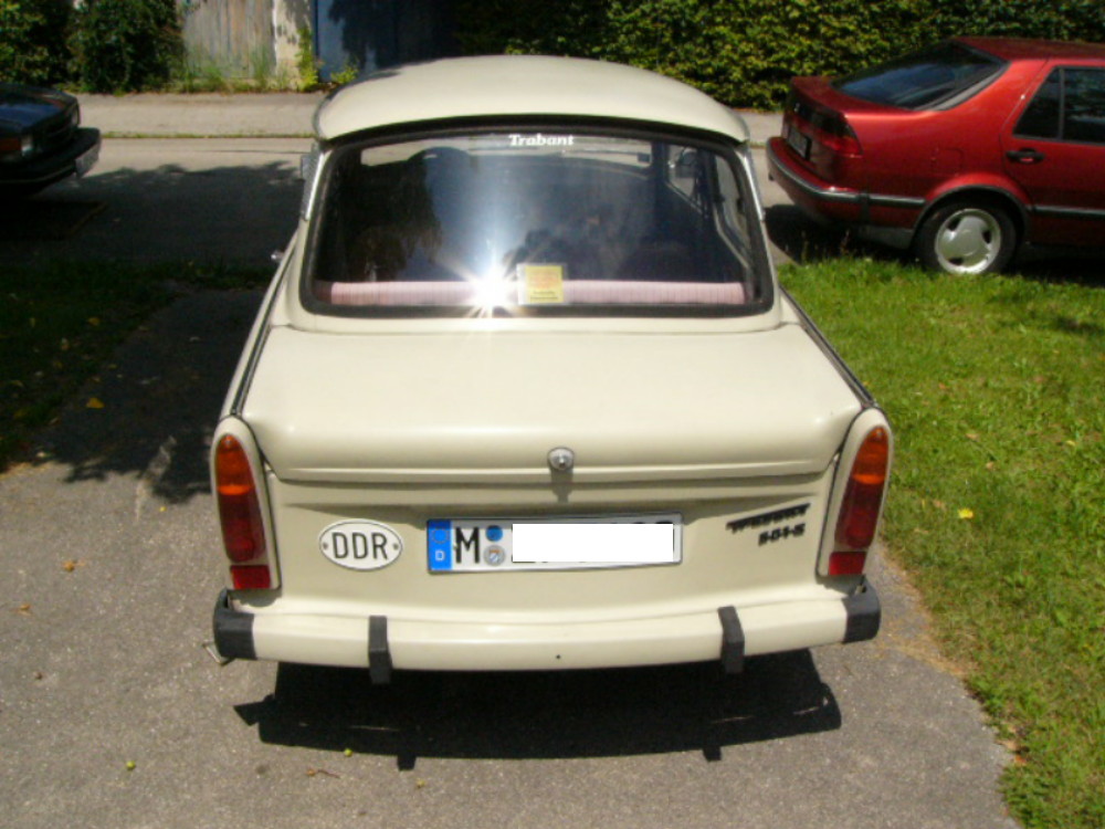 Trabant hinten.jpg